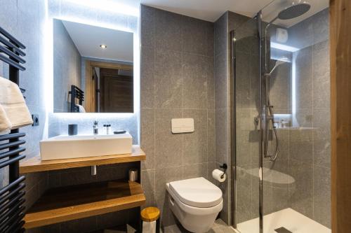 4 bedrooms, 6 beds