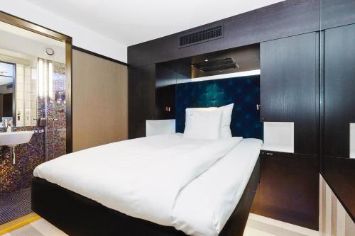 1 double bed