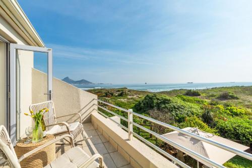 Marechale Way by Host Agents - Cape Town