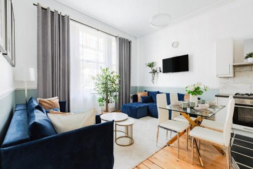 Lovely & Spacious 2 Bedr 2 Bath Earls Court - image 5
