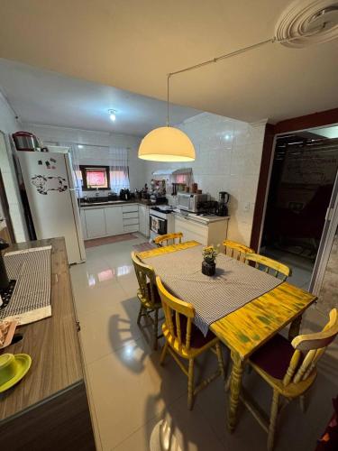 Hostel Casa Jambo Guaruja in Guaruja