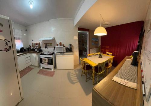 Hostel Casa Jambo Guaruja in Guaruja