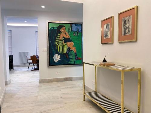 Lovely 3BR near Palacio Real - image 2