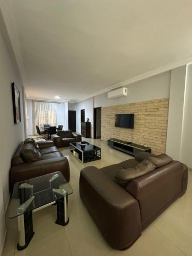 Residence NOVA in โลเม