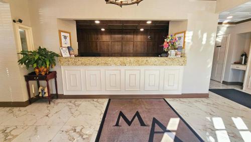 Merry Acres Inn - image 10