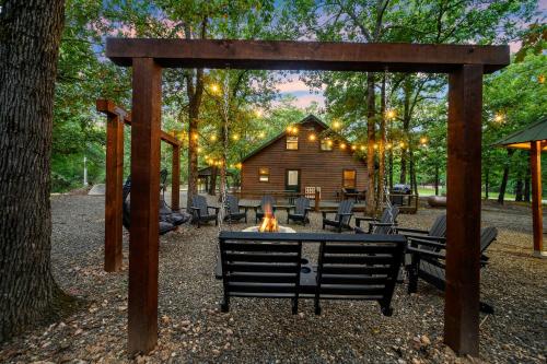 Sleeps 16, Hot Tub, Game Room, Pets, Firepit, Secluded, 2 acres, Stephens Gap (fotografie 6)