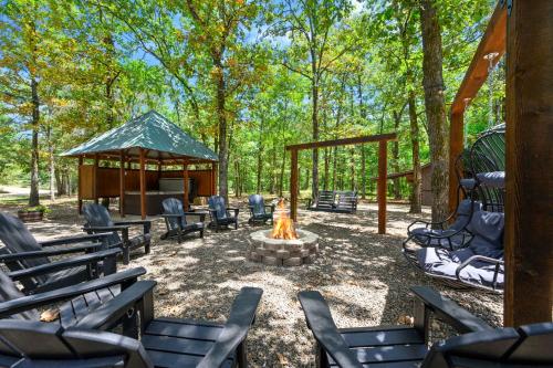 Sleeps 16, Hot Tub, Game Room, Pets, Firepit, Secluded, 2 acres, Stephens Gap (fotografie 9)