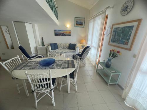 Porto Coda Cavallo Loft in ปุนตา โมลารา