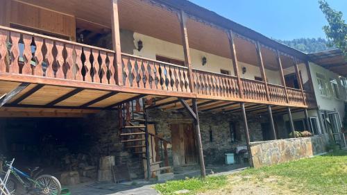 T&T Guest house in Chvabiani