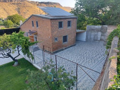 Family Villa in Ptghni