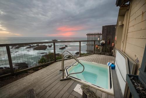 Jacuzzi, HI Pigeon Point Lighthouse Hostel in Pescadero (CA)