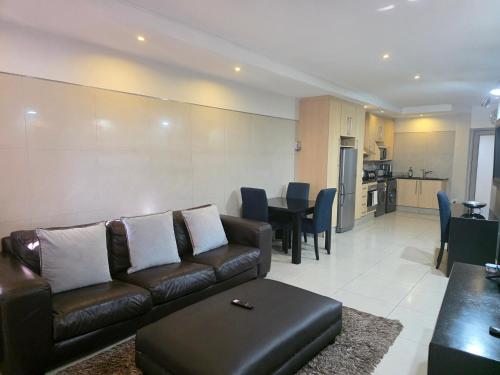 Glammys Suites at Hydro Park