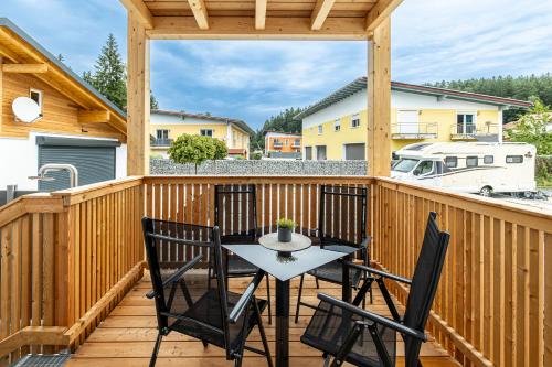 Erkély/terasz, Ferienbahnhof Fichtental Bahnhofs-Quartier in Prackenbach
