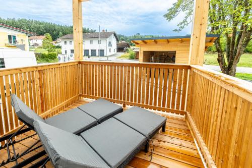 Erkély/terasz, Ferienbahnhof Fichtental Bahnhofs-Quartier in Prackenbach