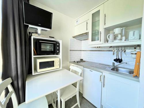 Residence Caron - Charmant studio 2 personnes aux Menuires ideal coulple MAE-4064 in Saint-Martin-de-Belleville