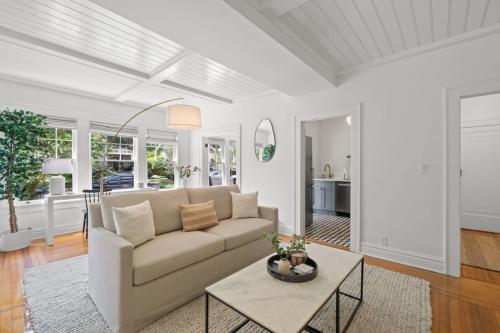 The Adaline Room #6 - Stunning Hyde Park Apartment, 1st Floor, Steps to Bayshore, Tampa