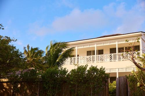 Facilities, Coral Sands Villa w/ Private Pool – Steps to the Beach & Full Resort Amenities in Dunmore Town