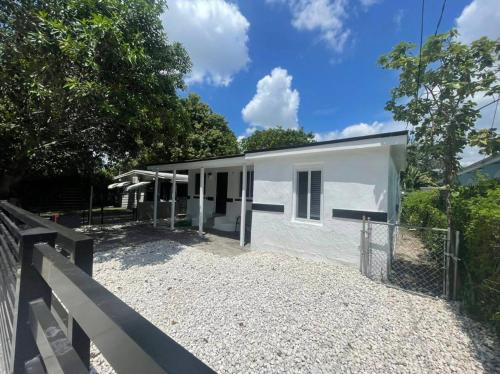 Lux Home near airport beach DWTN midtown wynwood