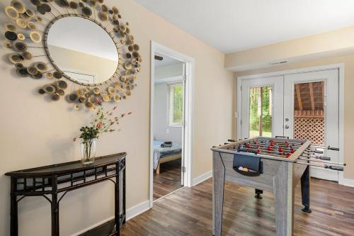 5 Bedroom Mableton Hills Estate in Mableton