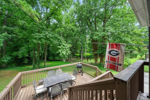 5 Bedroom Mableton Hills Estate in Mableton