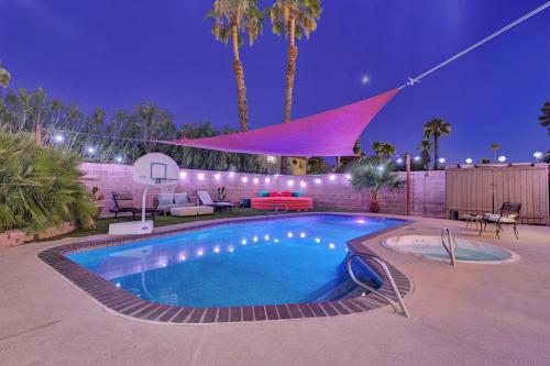 Strip-side Villa 5BR3BA, Pool, Mini Golf, Karaoke, Las Vegas (photo 2)