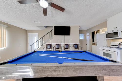 Strip-side Villa 5BR3BA, Pool, Mini Golf, Karaoke, Las Vegas (photo 4)
