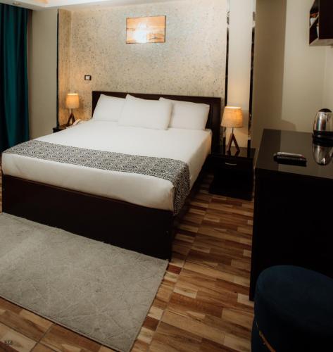 Turquoise Pyramids & Grand Egyptian museum view Hotel Room Type - Economy Double Room
