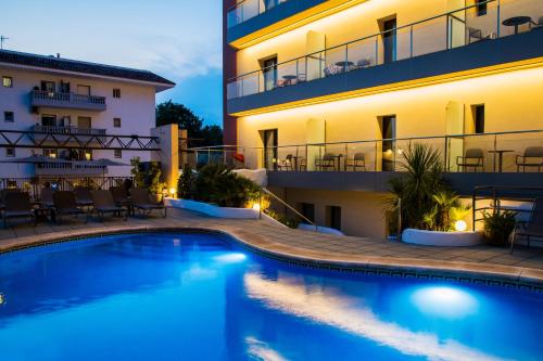 Piscină, Petit Palau - Adults Only in Blanes