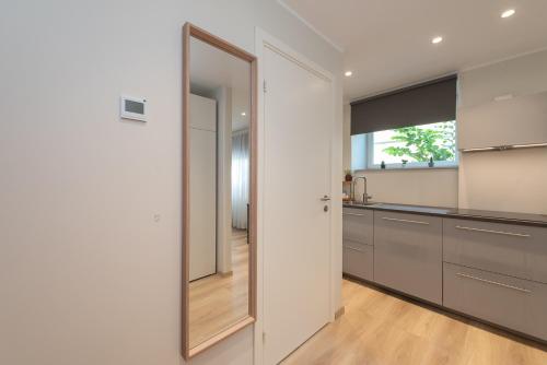 Roosikrantsi Studio Apartments, Tallinn (photo 9)