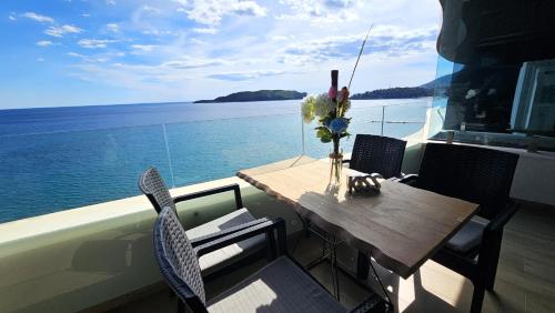 Pemandangan, Royalis Suites in Budva
