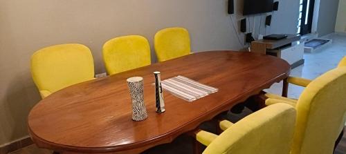 Tamwe ltd Airbnb &studios in Meru