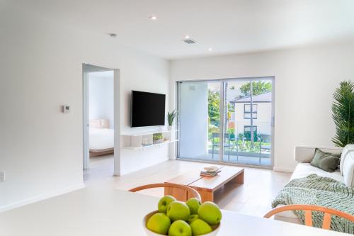 Beach Haus Key Biscayne Contemporary Apartments - 편의 시설/서비스