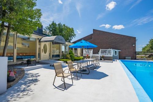 สระว่ายน้ำ, Fireside Inn & Suites Waterville in วอเตอร์วิลล์ (ME)