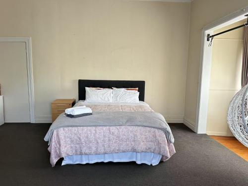 Parnell City Haven Same Price for 1 to 6 Guests Villa with Full Kitchen, Auckland (photo 5)