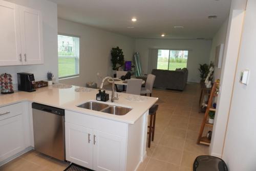 Mickey & Wizard Cozy Get-away in Poinciana