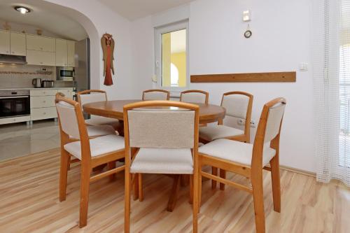 Apartment Dramalj 5592b - image 11