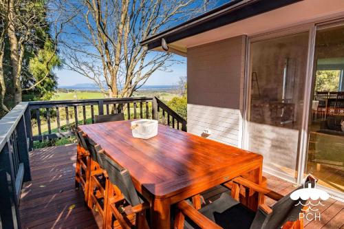 Ameys Ridge Prom Views in Foster