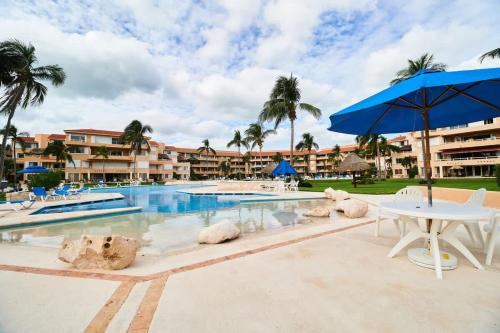 BeachFront Appt with Amazing Pool in Pto Aventuras, Puerto Aventuras (fotografie 4)