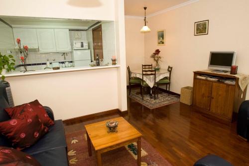  CatyBel Apartment, Unterkunft in Funchal