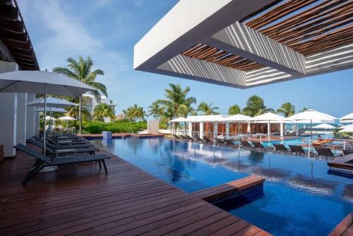 2BR Beachfront Exclusive Condo w/ Top Features, Cancún (Foto 8)