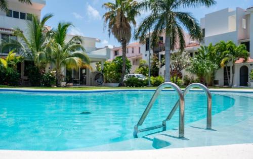 3BR Modern House w/ Pool and Great Location!, Cancún (zdjęcie 2)