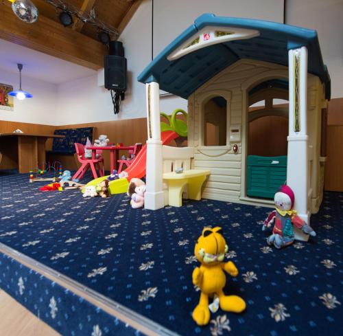 บริการและสิ่งอำนวยความสะดวก, Sport-V-Hotel in ฮโรโทวิซ