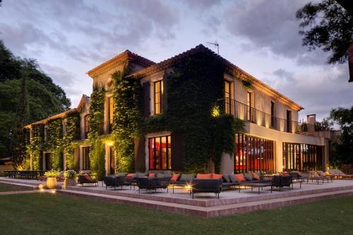 . La Jasso Hôtel, Maison de Famille