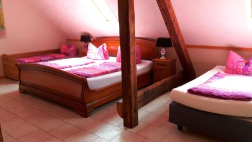 Heidehof Pension B & B - image 10