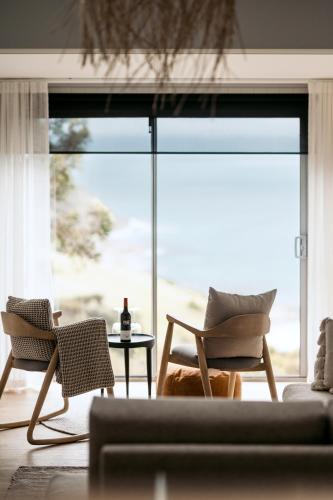 Sea Dragon Lodge & Villas
