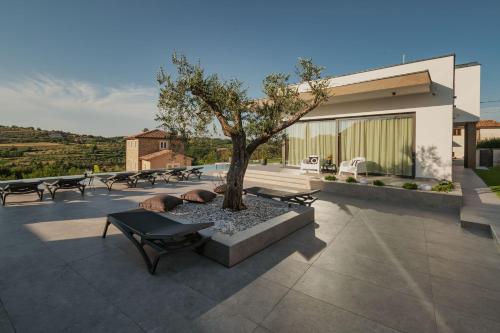 Balkons/terase, Luxury Villa Kim Momjan - Happy Rentals in Momjan