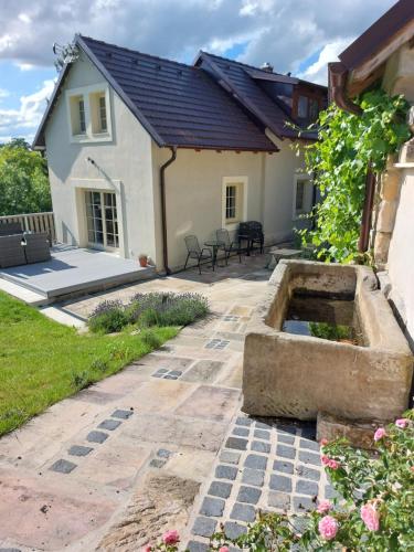 Dārzs, U Středohoře (U Stredohore) in Velké Žernoseky