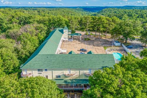 Hotel O Eureka Springs - Christ of Ozark Area in Eureka Springs, USA