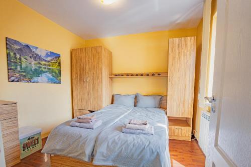 Modern 1BR Apt - Top Location 4 min to Metro by Flat Mаnager, Sofia (Foto 4)