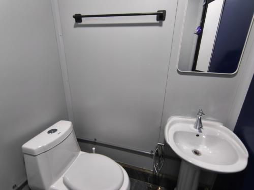 Bathroom, The Vanilla Cabin 3 in Kuala Terengganu